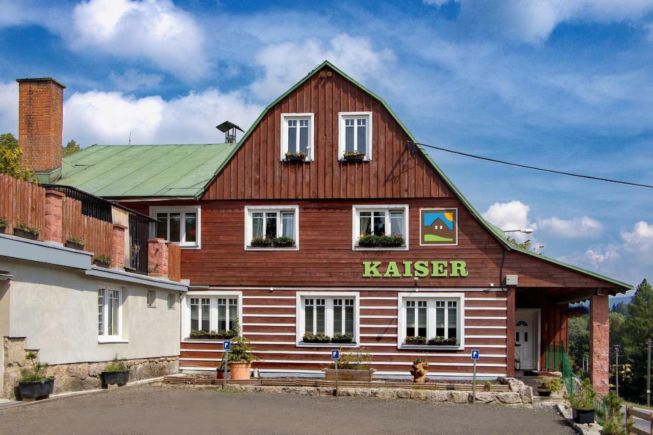 Rodinny Hotel Kaiser Desná 外观 照片
